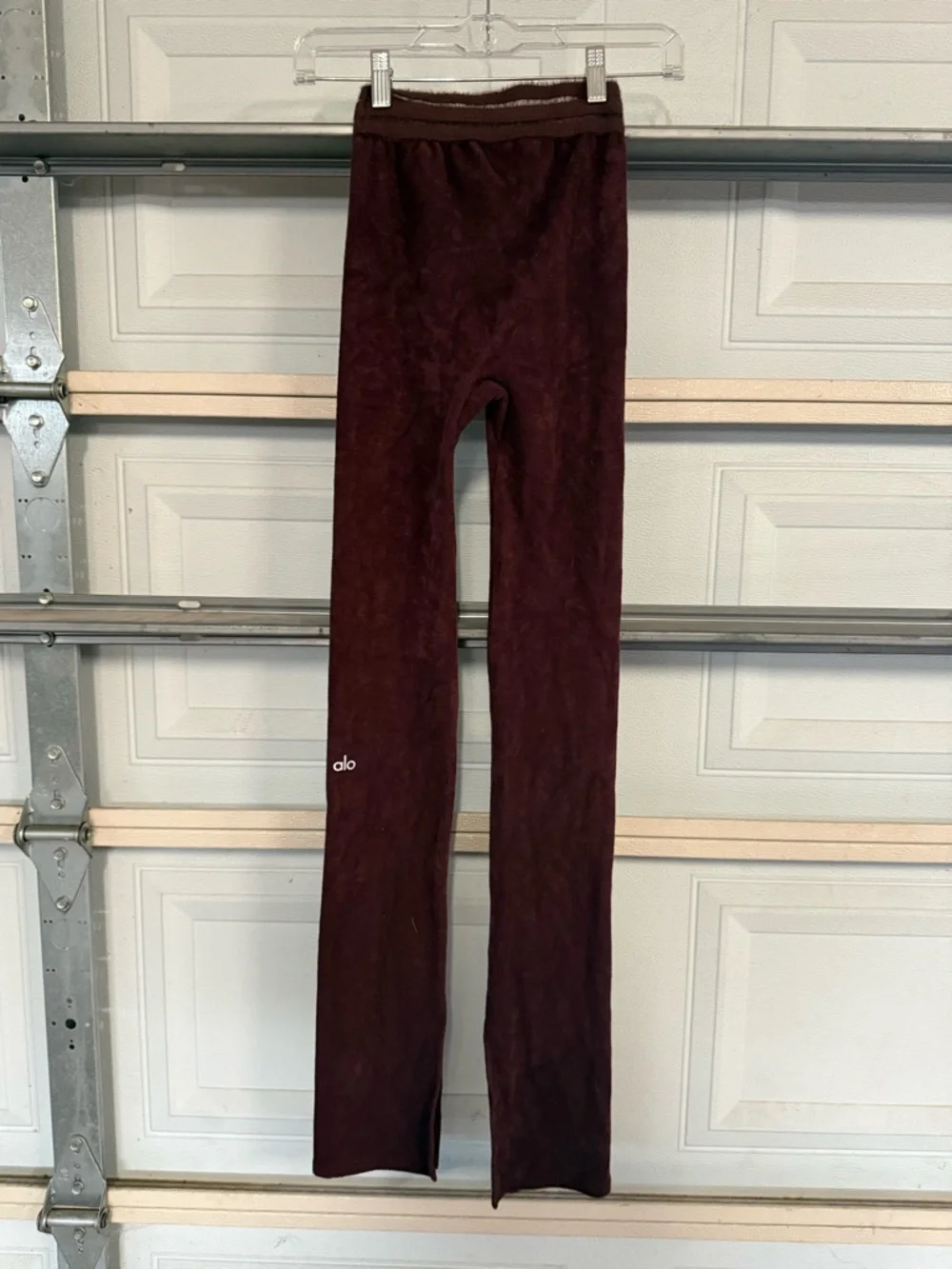 ALO Yoga Rib-Knit Split-Hem Track Pants in Deep Chocolate